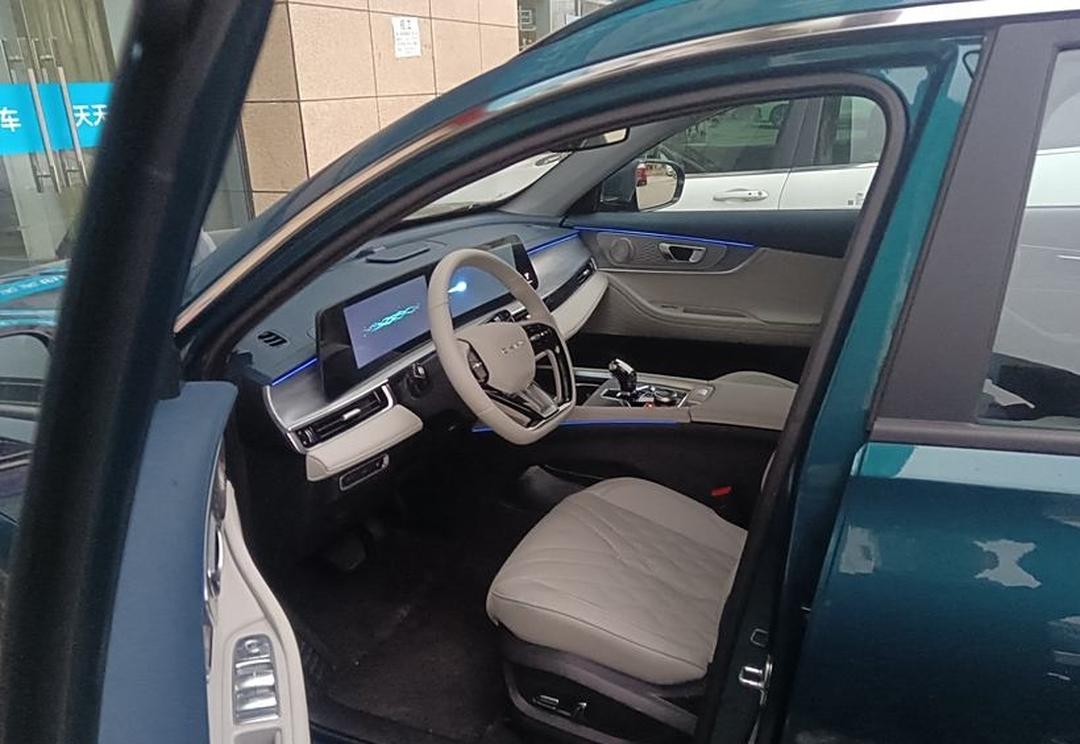 成都瑞虎7 PLUS新能源最新报价12.99万起 暂无优惠