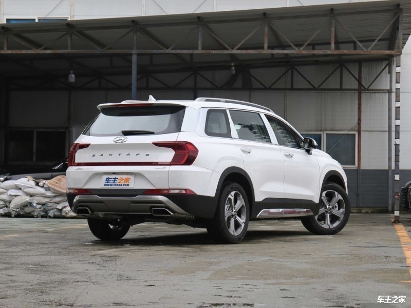 现购超霸加版让利直降3.5万 最低仅售66万