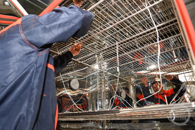 “两班倒”赶订单 智新科技变速箱工厂今年产能将提升20%