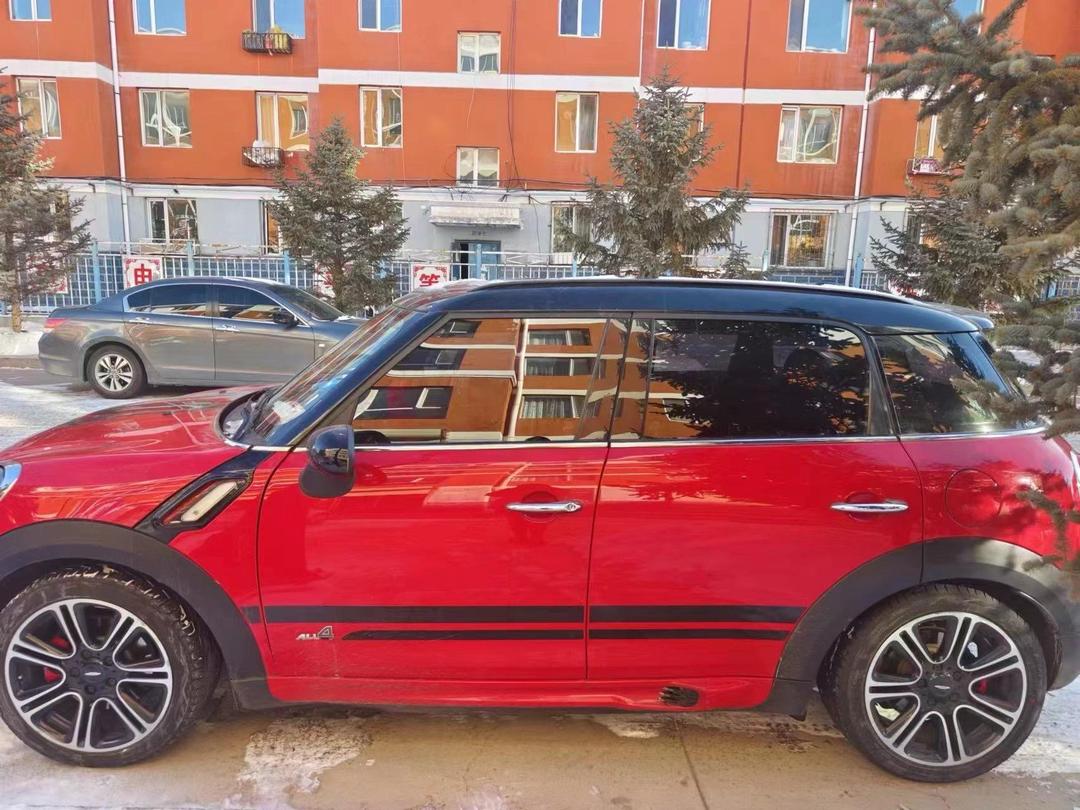 成都MINI JCW COUNTRYMAN报价39.98万起 暂无优惠
