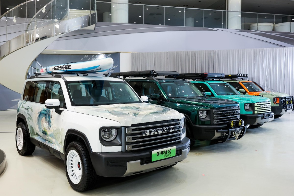 现款16.58万起！新款哈弗猛龙内饰谍照曝光：换装新方向盘+怀挡设计