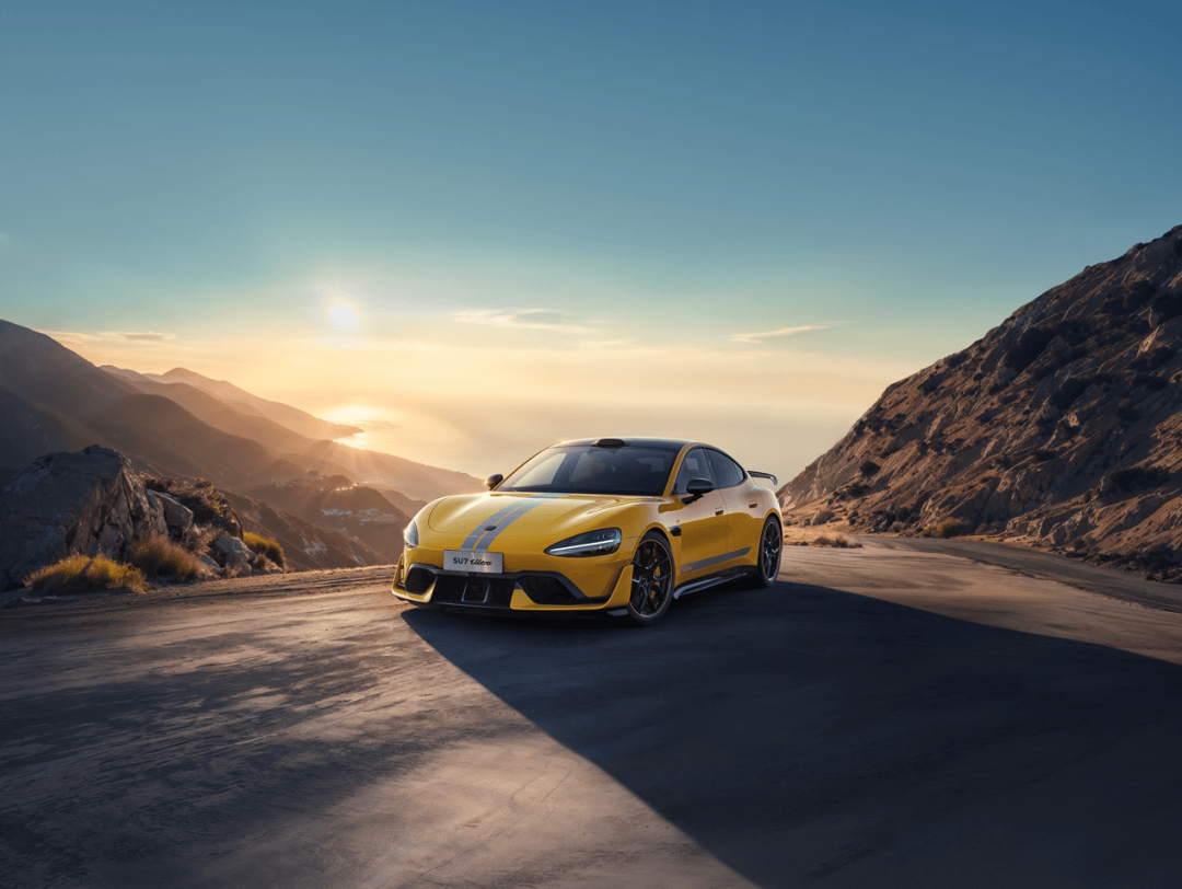 小米SU7 Ultra首个OTA升级：升级能量管理和超充桩体验