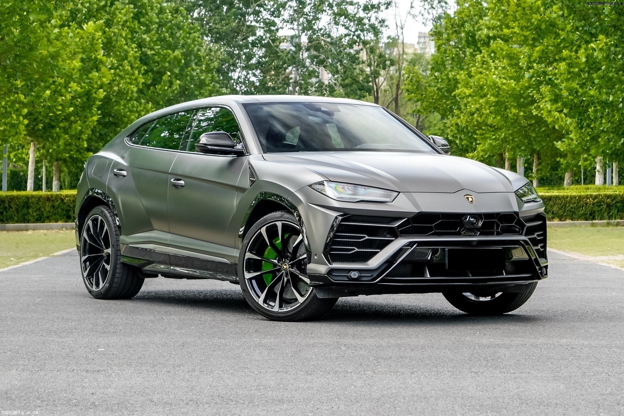 兰博基尼Urus限时优惠5.4万 欢迎前来试驾