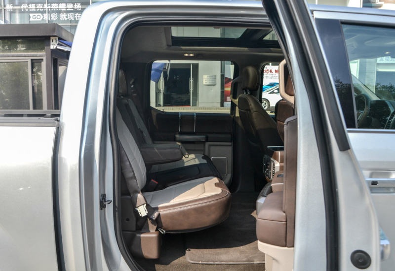 福特F-150墨版价格优惠10万 欢迎试乘试驾