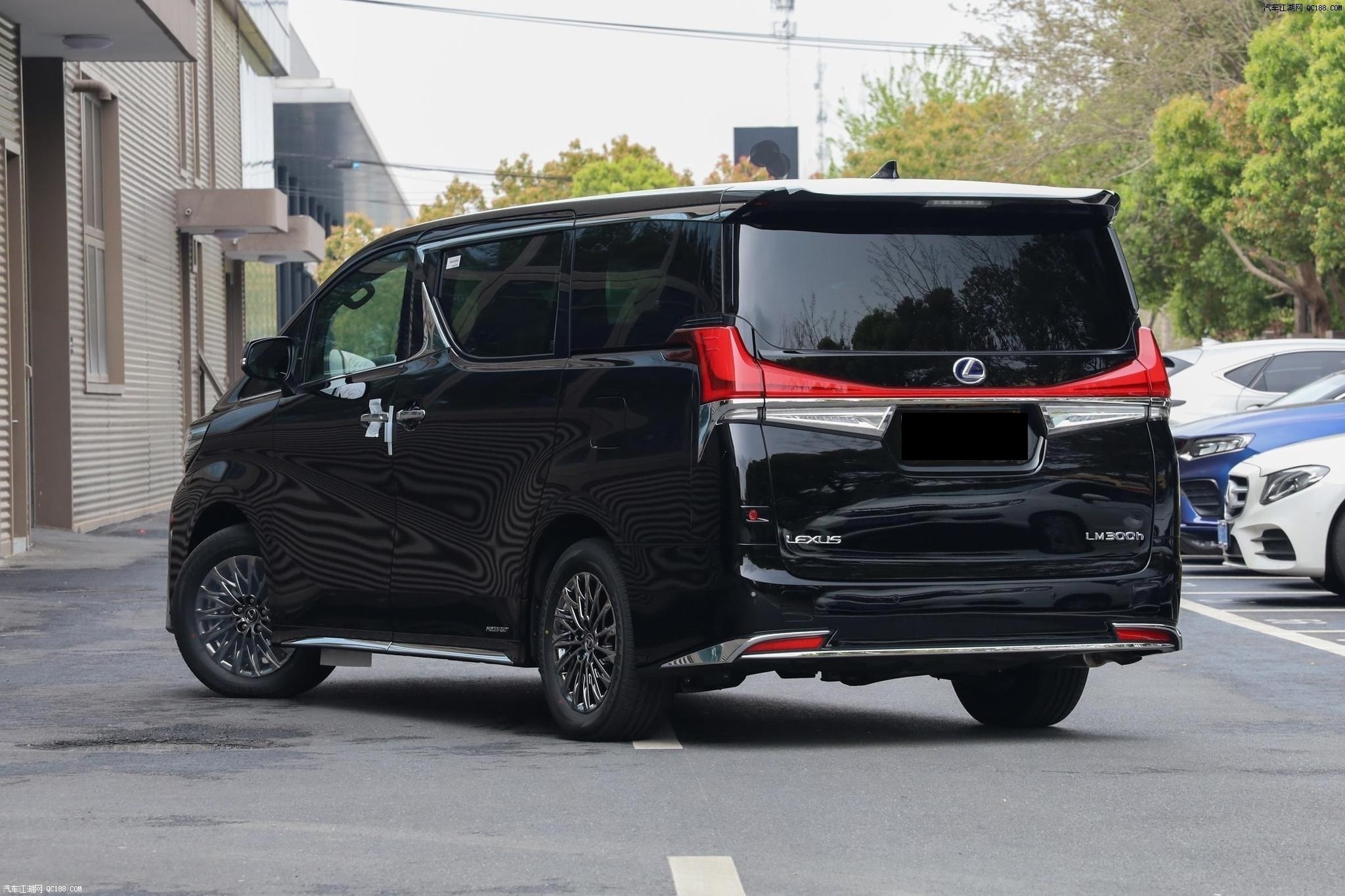 平行进口雷克萨斯LM亚洲版报价122万起 欢迎前来试驾