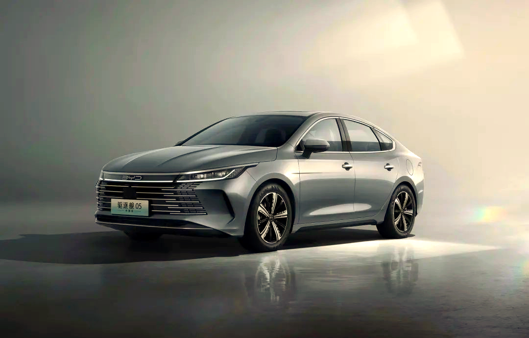 要买车的终于等到了！比亚迪大降价多家车企已跟进