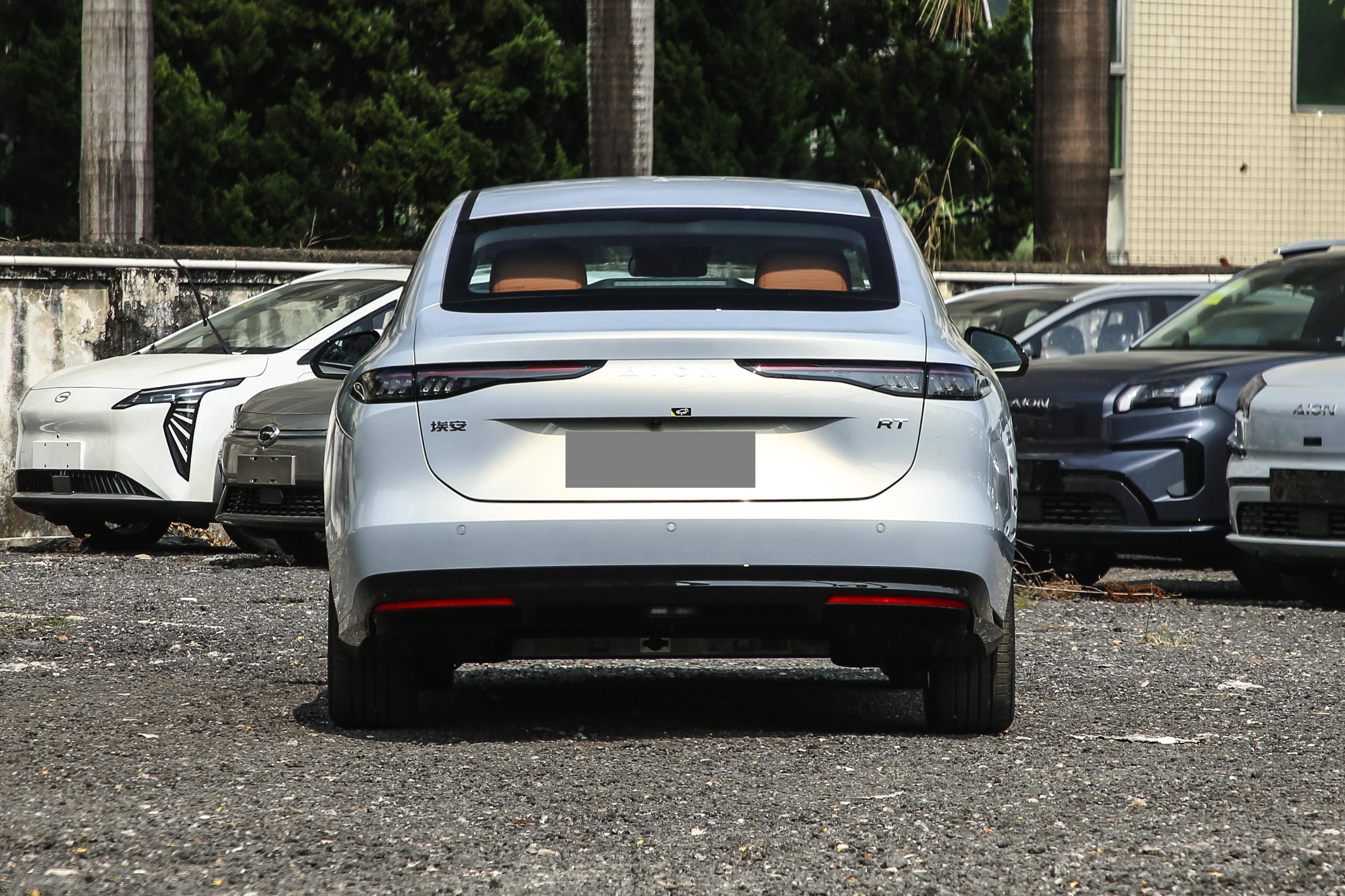 售11.98万起/搭毫米波雷达 小鹏MONA M03新车型正式上市