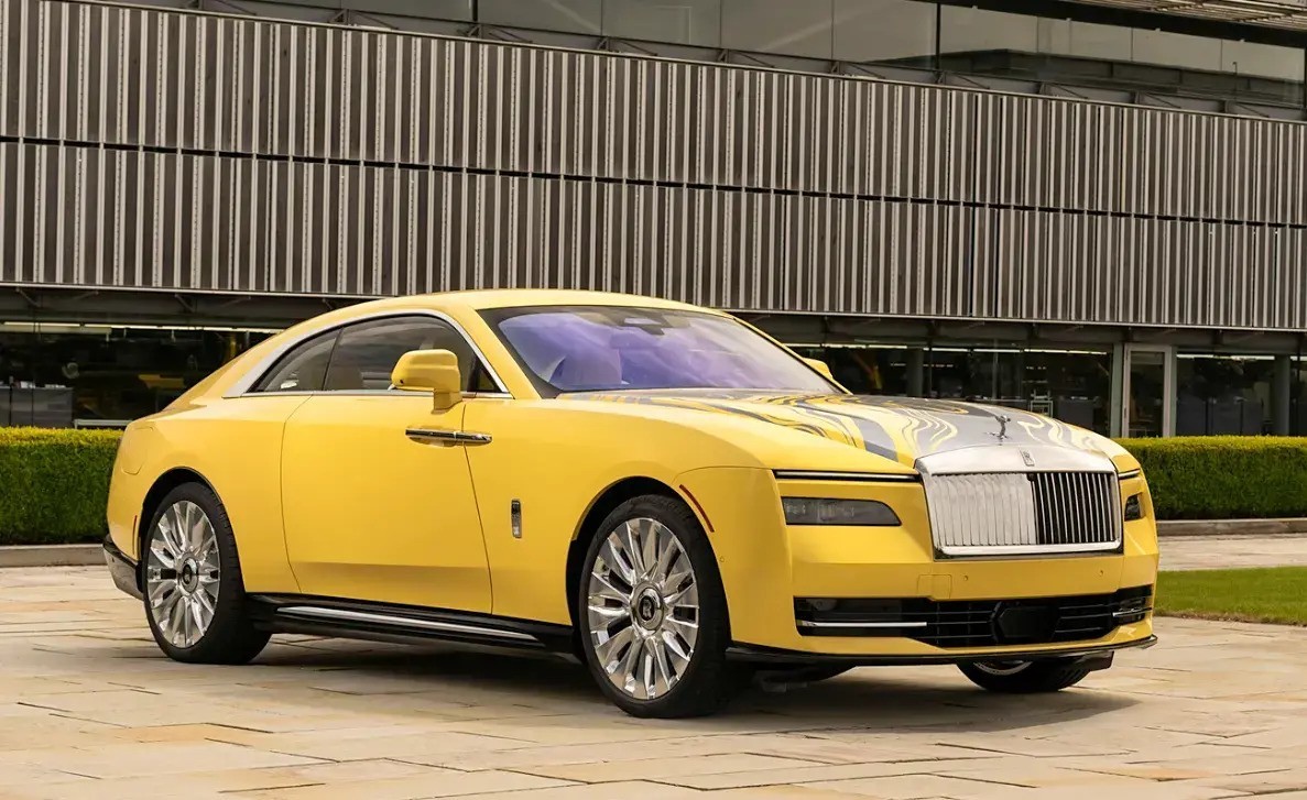 深圳成美名车中心闪灵目前价格稳定 售价575万元起