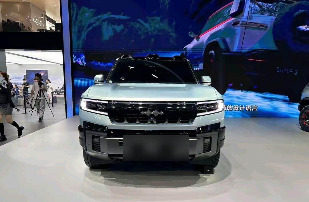 2025粤港澳大湾区车展：日产N7亮相 售价11.99万起