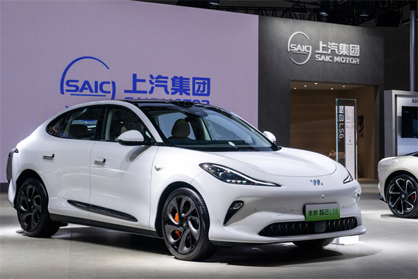 上汽集团5月销售整车36.6万辆 同比增长10.2%