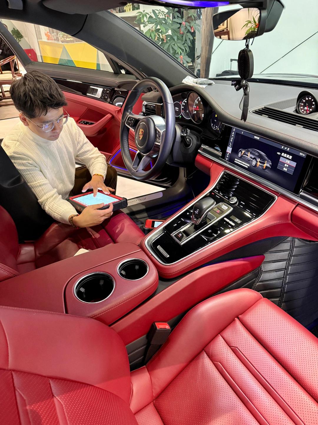 探店：“亲民”的保时捷 “卡宴、帕美”竟然有7折优惠