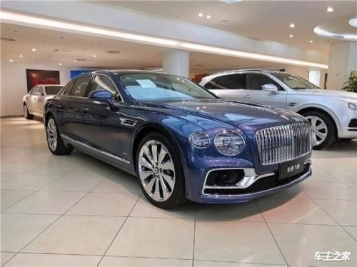 现购飞驰美版让利直降17万 欢迎上门试驾