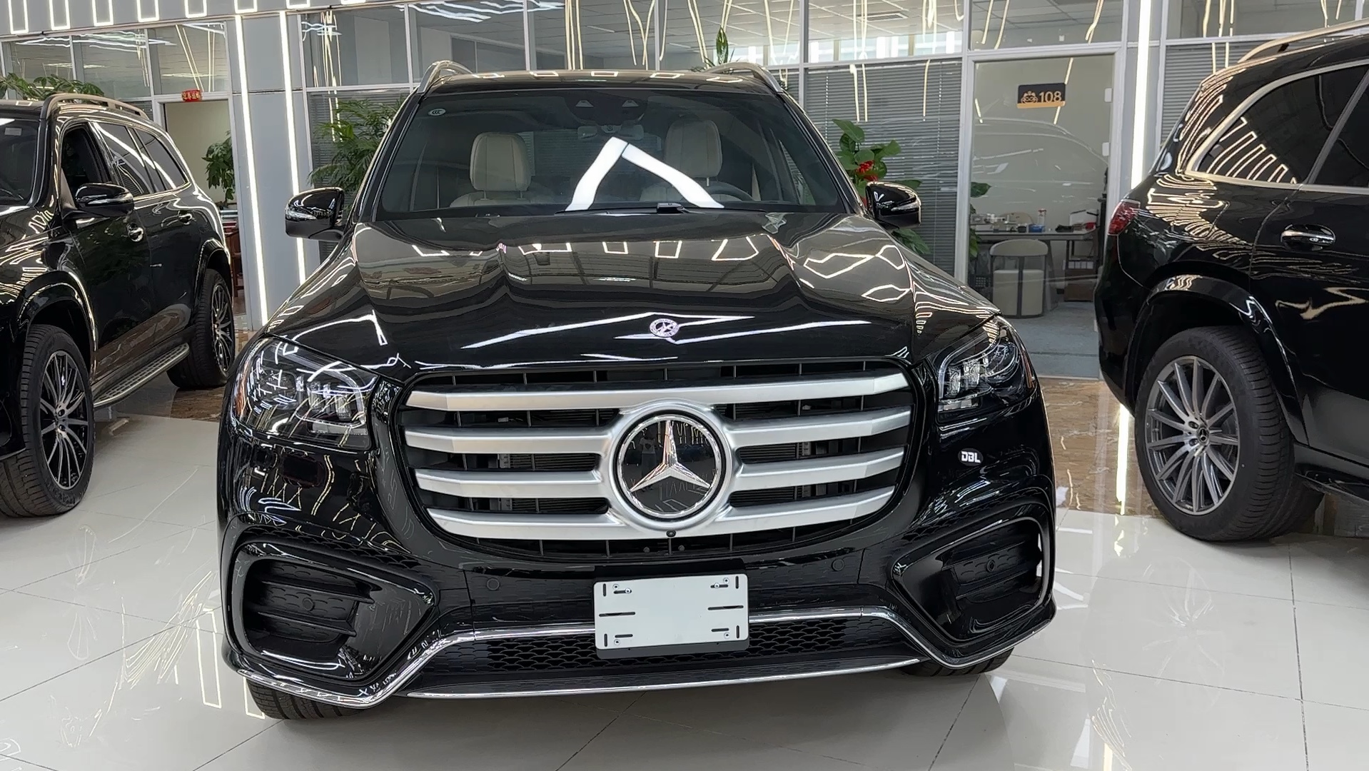 成都平行进口奔驰GLS亚洲版让利促销中 直降19.8万