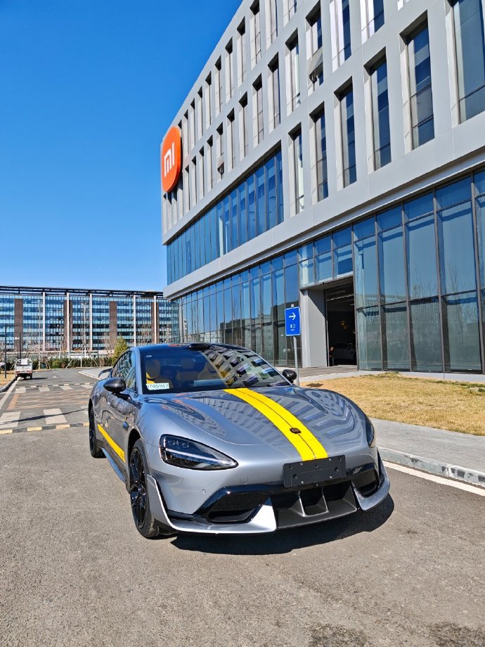 小米汽车门店突破300家 本月一口气开51家店