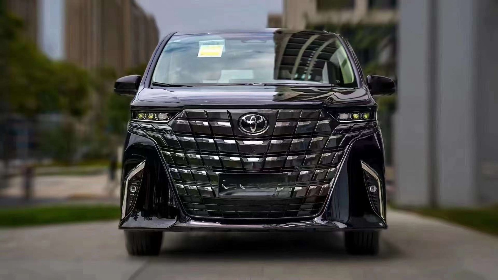 全新丰田埃尔法七座商务现车优惠价格 售全国